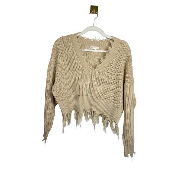 Coco + Jaimeson Cable Knit V-Neck Fringe Sweater in Tan Size S - Picture 4 of 10